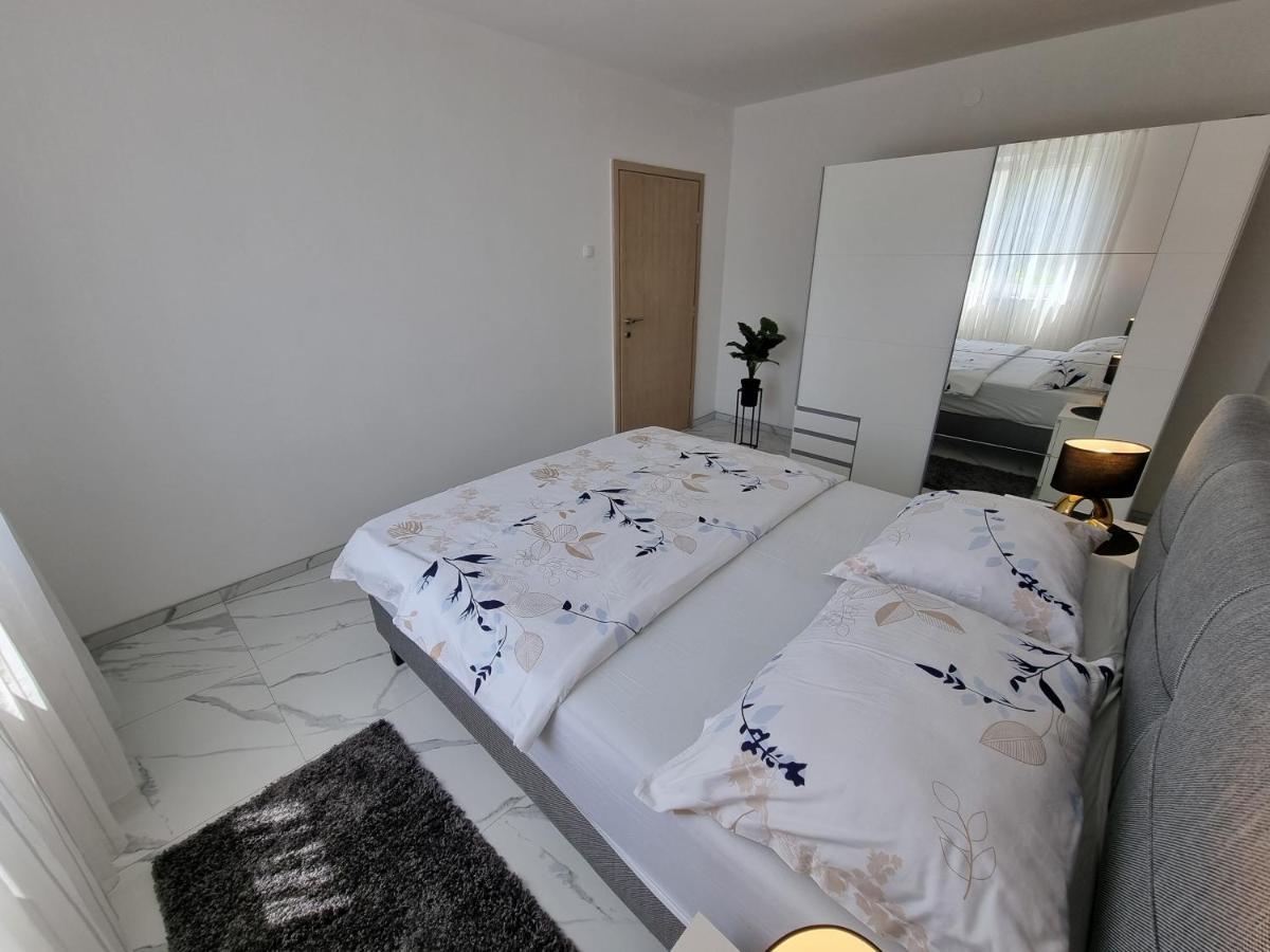 Apartman Striga Цриквениця Екстер'єр фото